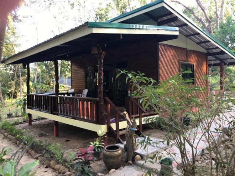 Hotel Loma Sea Views à Koh Jum Extérieur photo